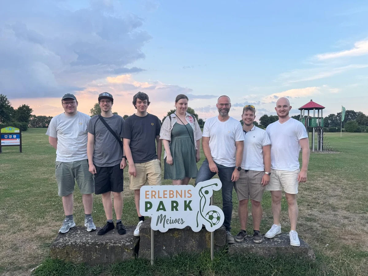 Das Team der codegiganten beim SwinGolf im Erlebnispark Meiwes