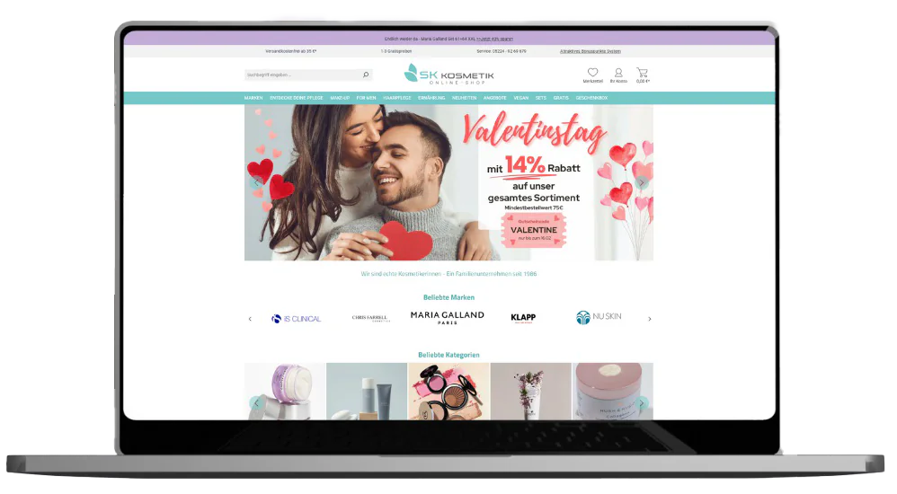 Startseite des SK-Kosmetik-Onlineshops auf einem Laptop